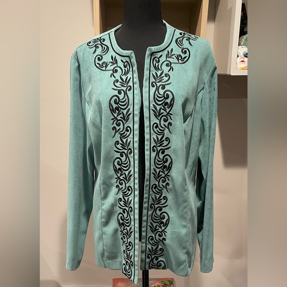 Serengeti Jade‎ Embroidered Open Jacket